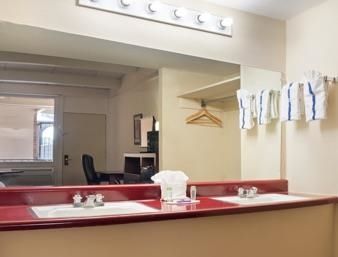 Hotel Knights - Bragg Fayetteville