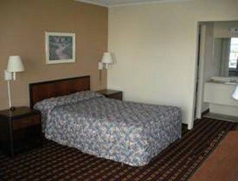 Hotel Knights - Bragg 2*
